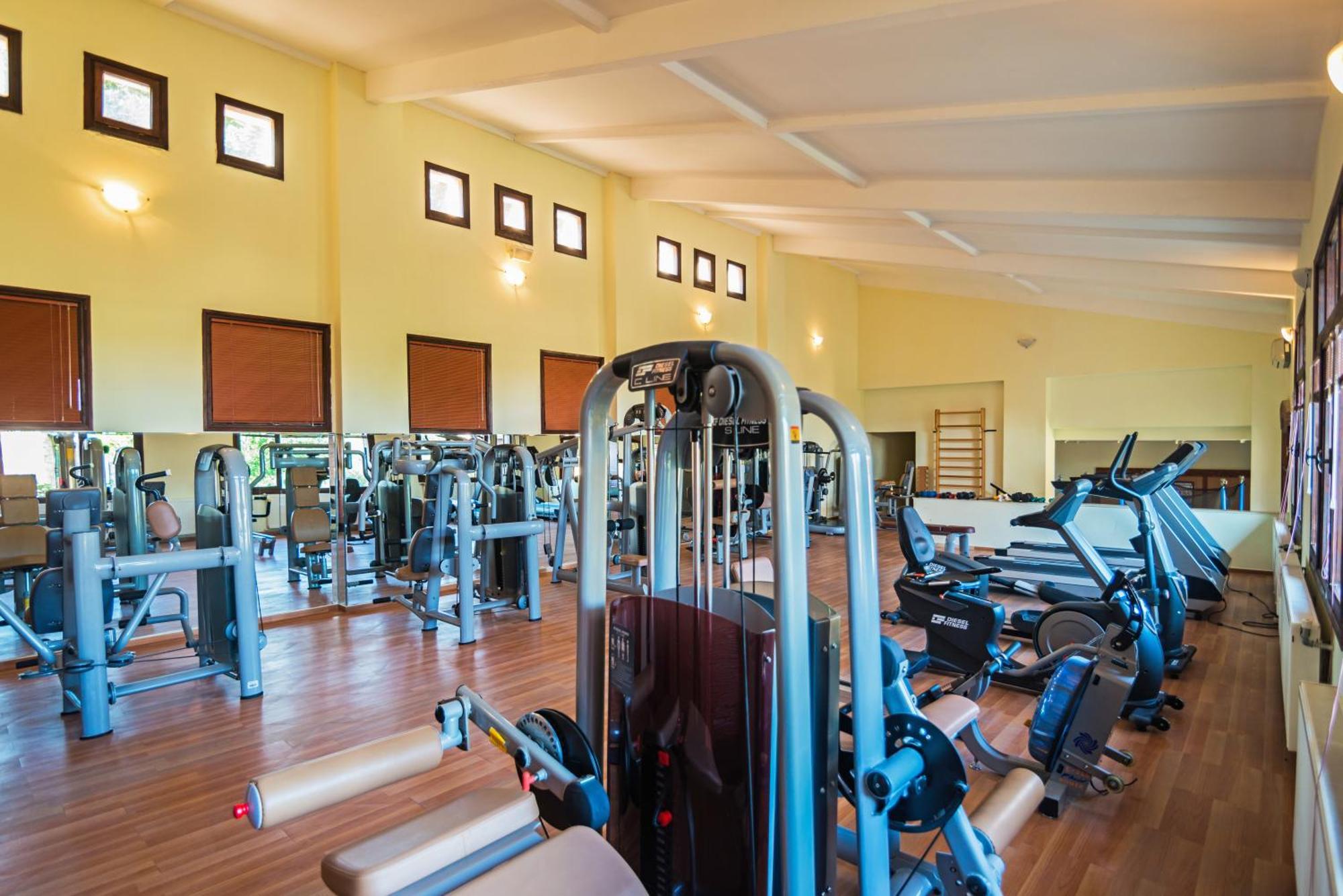 Naturmed Thermal Springs And Health Center Κουσάντασι Εξωτερικό φωτογραφία